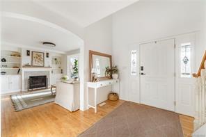 1940 Emma Way — listing photo 26 of 94