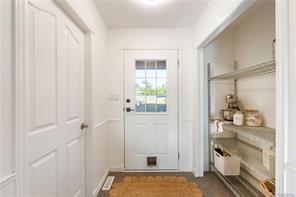 1940 Emma Way — listing photo 47 of 94