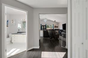 2326 Hoylake Cres — listing photo 21 of 42