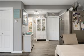 2326 Hoylake Cres — listing photo 30 of 42