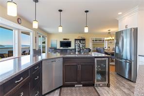 548 Marine View — listing photo 22 of 63