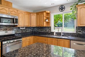 1755 Whibley Rd — listing photo 17 of 59