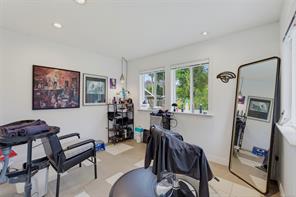 8102 Spinnaker Pl — listing photo 18 of 60