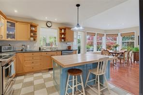 8102 Spinnaker Pl — listing photo 23 of 60