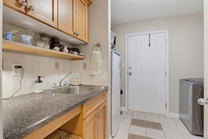 8102 Spinnaker Pl — listing photo 37 of 60