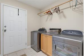 8102 Spinnaker Pl — listing photo 38 of 60