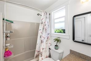 3338 Glacier St — listing photo 28 of 42