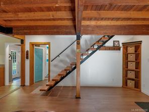 1371 Hooley Rd — listing photo 21 of 78