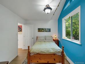 1371 Hooley Rd — listing photo 25 of 78