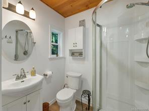 1371 Hooley Rd — listing photo 27 of 78