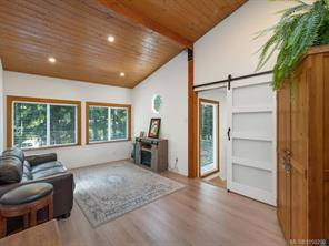 1371 Hooley Rd — listing photo 41 of 78