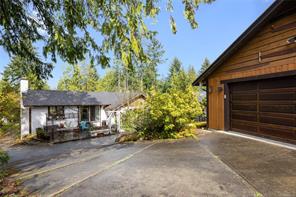 218 Sunningdale Rd — listing photo 17 of 22