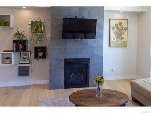 2835 Turnstyle Cres — listing photo 21 of 42
