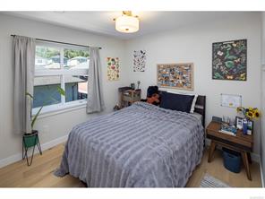 2835 Turnstyle Cres — listing photo 26 of 42