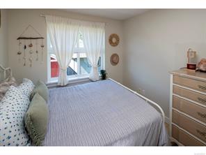 2835 Turnstyle Cres — listing photo 28 of 42