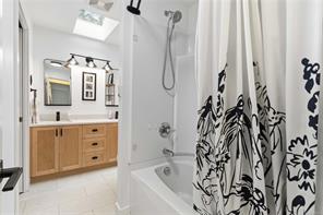 B-2319 Sooke Rd — listing photo 14 of 27