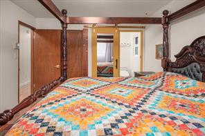 11041 Chemainus Rd — listing photo 27 of 50
