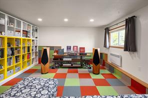 11041 Chemainus Rd — listing photo 31 of 50