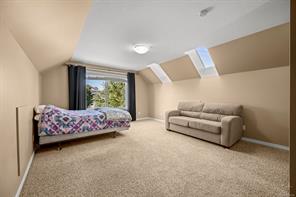 2464 Stirling Cres — listing photo 27 of 75
