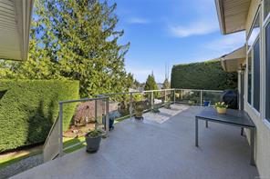 211 Saturna Dr — listing photo 26 of 60