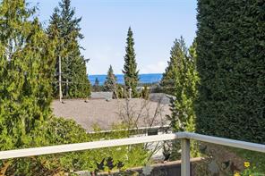 211 Saturna Dr — listing photo 28 of 60