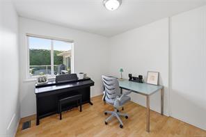 211 Saturna Dr — listing photo 37 of 60