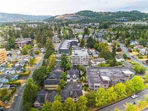110-724 LARKHALL Rd — listing photo 32 of 35