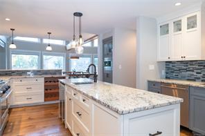 2065 Sanders Rd — listing photo 19 of 89