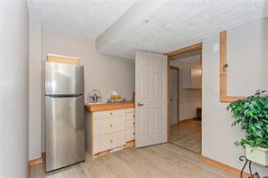 18-4991 Bella Vista Cres — listing photo 28 of 43