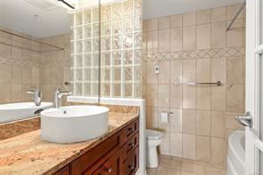 524-3666 Royal Vista Way — listing photo 38 of 41