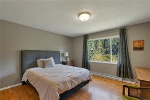 556 Coal Harbour Rd — listing photo 18 of 54