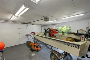 556 Coal Harbour Rd — listing photo 45 of 54
