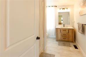 2131 Minto Ave — listing photo 17 of 26