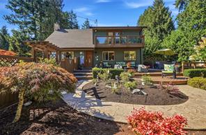 1843 Amelia Cres — listing photo 23 of 55