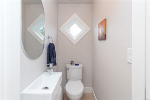13-10480 Resthaven Dr — listing photo 18 of 42