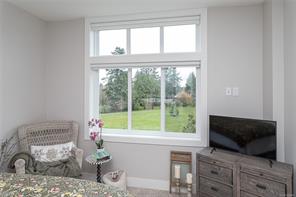 13-10480 Resthaven Dr — listing photo 21 of 42