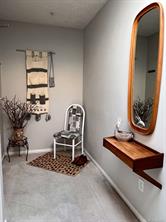 402-1063 Southgate St — listing photo 27 of 31