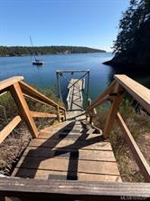 621 Bell Bay Rd — listing photo 29 of 32