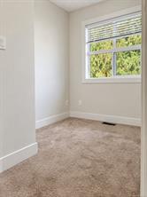12-1027 College St — listing photo 13 of 20