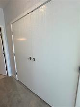 303-300 Belmont Rd — listing photo 14 of 26