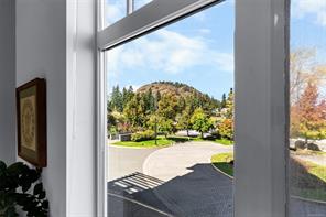 219-1375 Bear Mountain Pkwy — listing photo 16 of 31