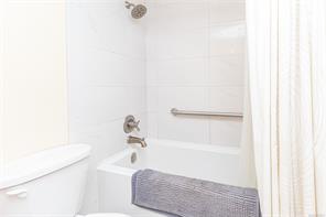 101-1050 Park Blvd — listing photo 22 of 26