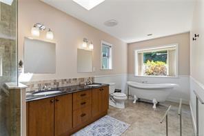 4343 Emily Carr Dr — listing photo 21 of 47
