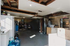 4374 Maitland St — listing photo 39 of 50