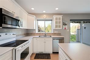 16-920 Brulette Pl — listing photo 17 of 65