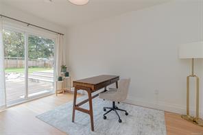 4906 Cordova Bay Rd — listing photo 36 of 63