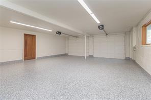 4906 Cordova Bay Rd — listing photo 43 of 63