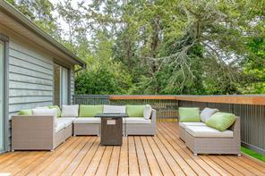 4906 Cordova Bay Rd — listing photo 50 of 63