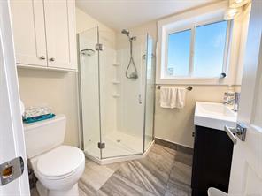 2349 Anderson Ave — listing photo 40 of 43