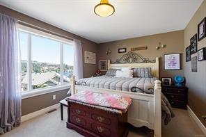1221 Freshwater Cres — listing photo 22 of 38
